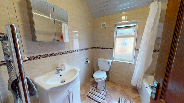 6 Bedroom House To Rent In Willows Crescent, Balsall Heath, B12