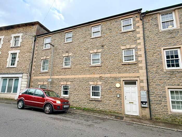 1 Bedroom Flat To Rent In North Street, Wincanton, Somerset, BA9