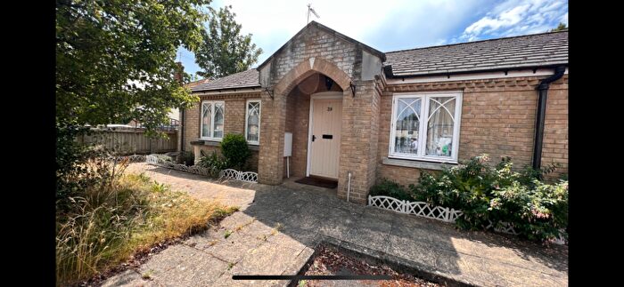 2 Bedroom Terraced Bungalow For Sale In Jubilee Court, March, Cambridgeshire, PE15