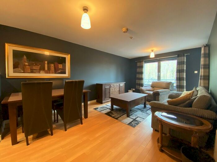 2 Bedroom Apartment To Rent In Angel Meadows, Naples Street, M4