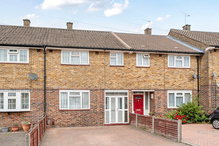 3 Bedroom Terraced House For Sale In Linchmere Road, Lee, SE12