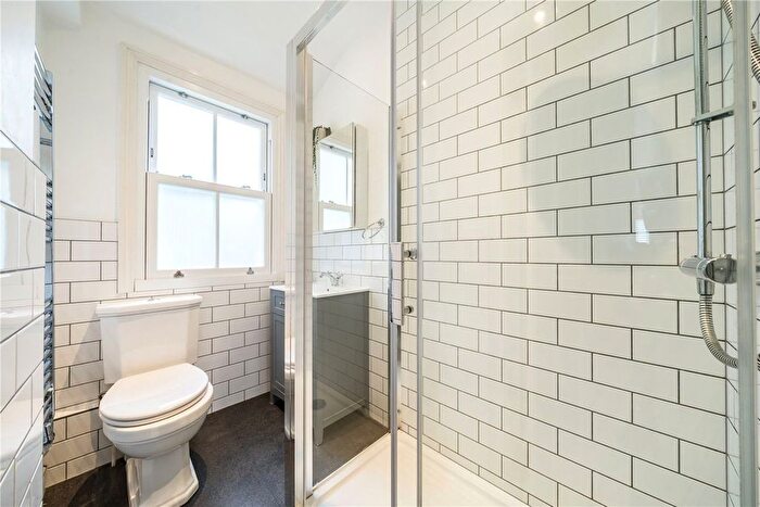 5 Bedroom Terraced House For Sale In Brudenell Road, London, SW17