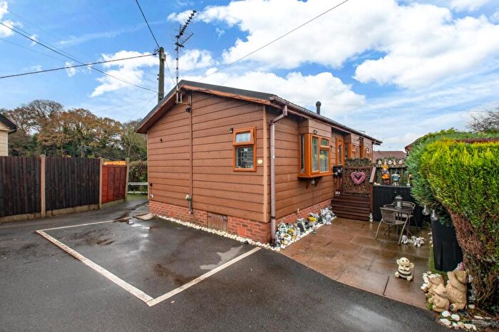 2 Bedroom Detached House For Sale In The Glen, Linthurst Newtown, Blackwell, Bromsgrove, B60