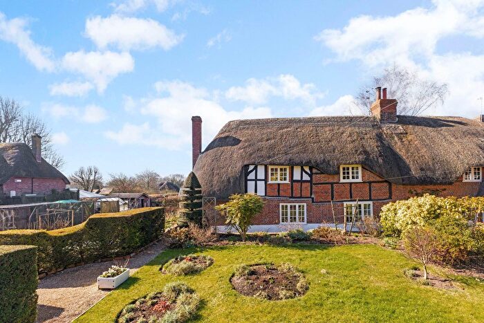 3 Bedroom Cottage For Sale In Alton Priors, Marlborough, SN8