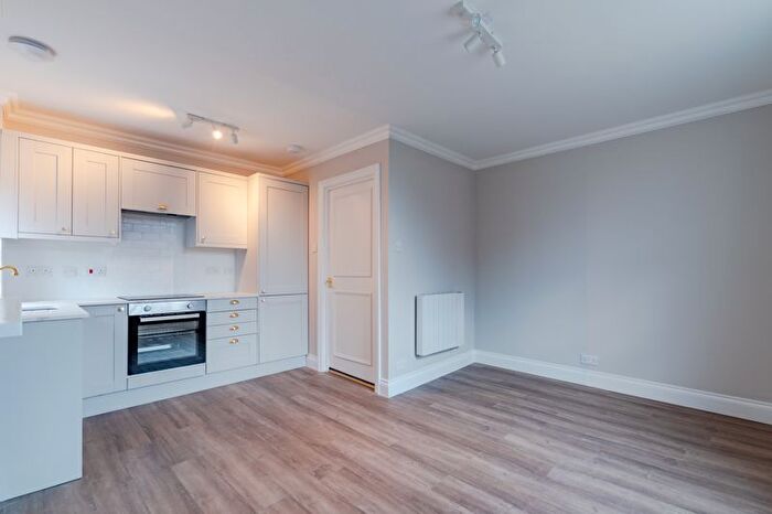 1 Bedroom Flat To Rent In Greyfriars, Gloucester, GL1