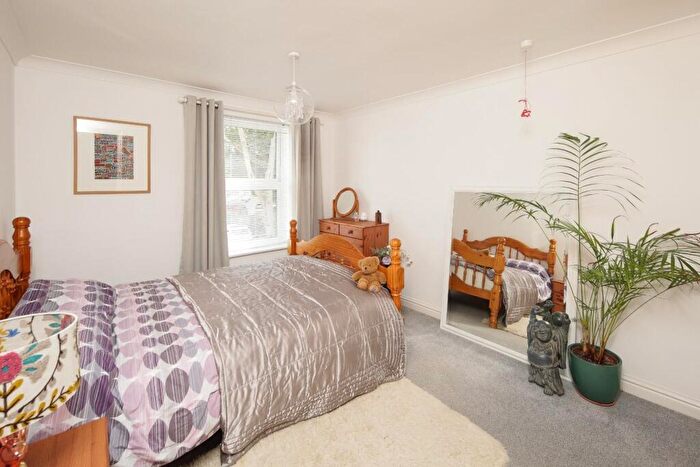 1 Bedroom Flat For Sale In Oakfield House, Binswood Avenue, Leamington Spa, CV32