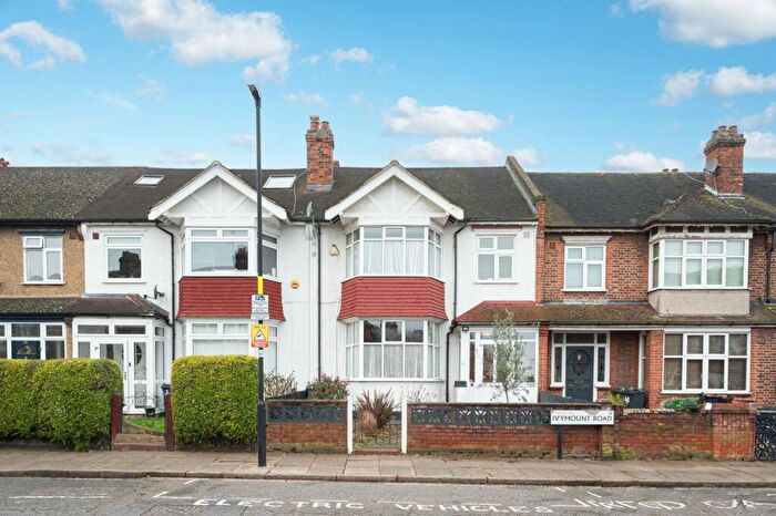 3 Bedroom Terraced House To Rent In Ivymount Road, Streatham, London, SE27