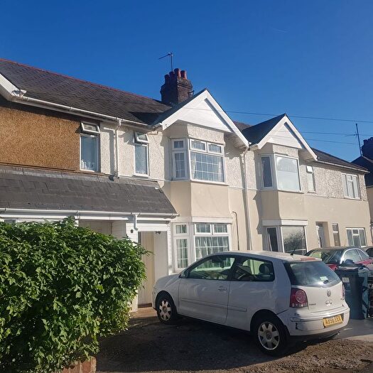 4 Bedroom Semi-Detached House To Rent In Ridgefield Road, Oxford, OX4