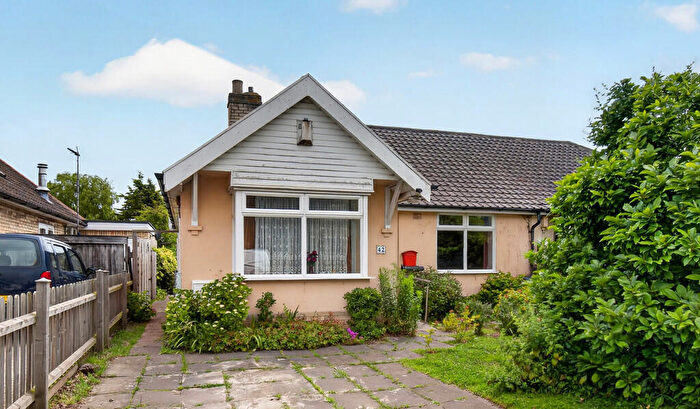 3 Bedroom Semi-Detached Bungalow For Sale In Ferry Road, Felixstowe, IP11