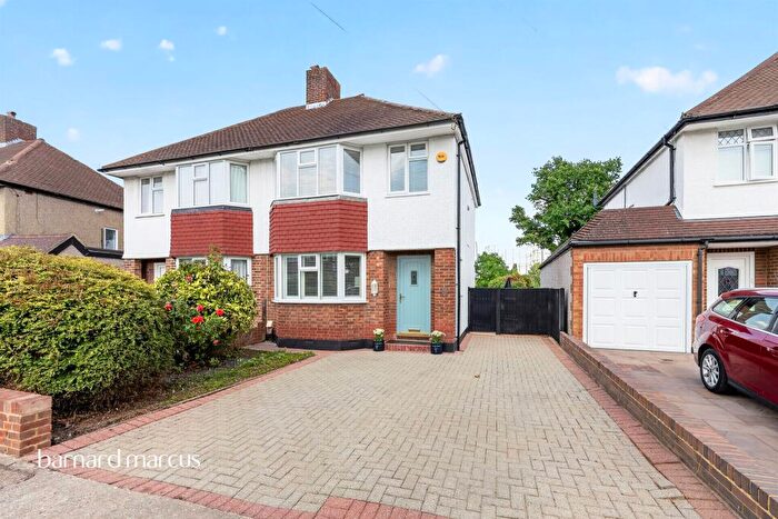 3 Bedroom Semi-Detached House For Sale In Ancaster Crescent, New Malden, KT3