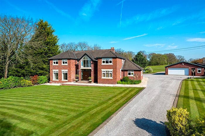 4 Bedroom Detached House For Sale In Wood Lane, Mobberley, Cheshire, WA16