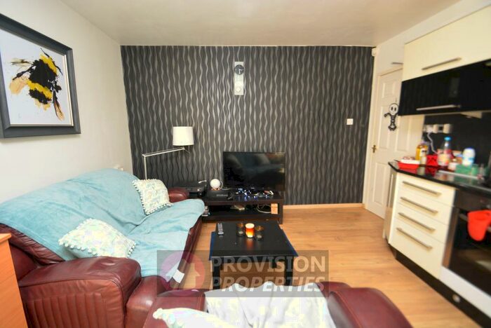 3 Bedroom Terraced House To Rent In The Poplars, Hyde Park, Leeds, LS6