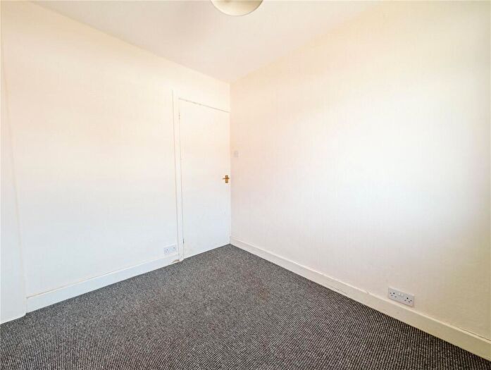 2 Bedroom Semi-Detached House For Sale In Grantham Road, Southport, Merseyside, PR8