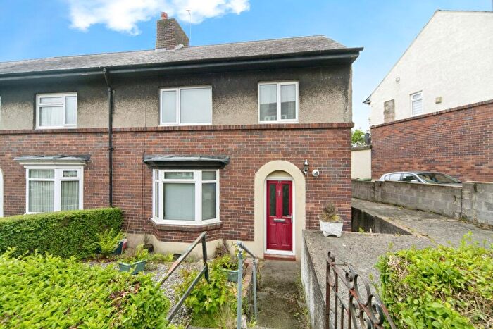 3 Bedroom End Of Terrace House For Sale In Kingsley Avenue, Bangor, Gwynedd, LL57