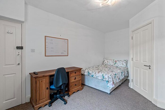 13 Bedroom Terraced House To Rent In North Hill, Plymouth, PL4