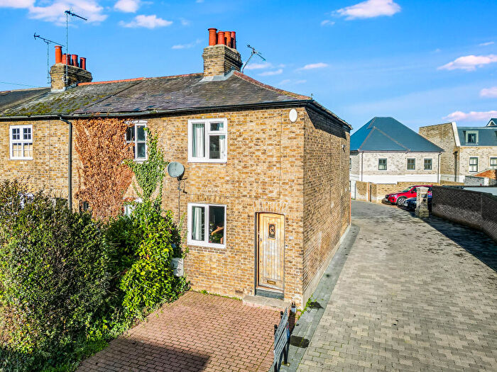 2 Bedroom End Of Terrace House For Sale In Baddow Road, Great Baddow, Chelmsford, CM2