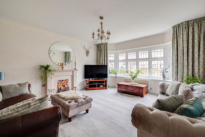 5 Bedroom Detached House For Sale In Green Howards Road, Saighton, CH3