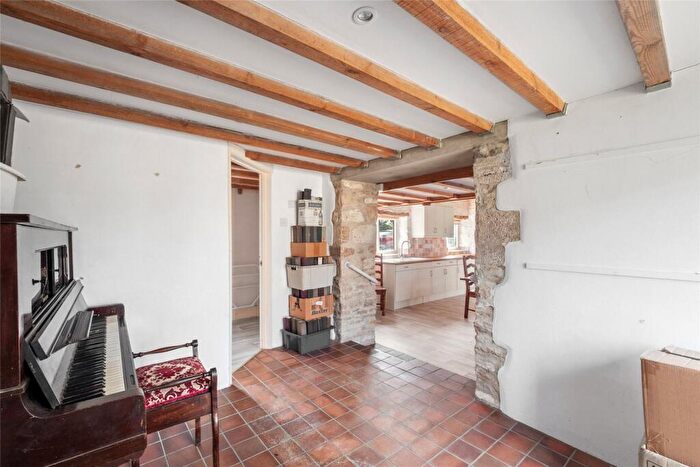 4 Bedroom Detached House For Sale In Corfe Castle, Wareham, Dorset, BH20 - Photo 6