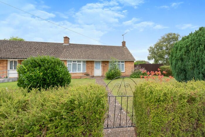 2 Bedroom Bungalow For Sale In Lammas Close, Bardwell, Bury St. Edmunds, Suffolk, IP31