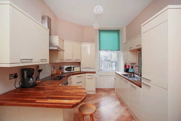 1 Bedroom Flat To Rent In Easter Road, Easter Road, Edinburgh, EH7
