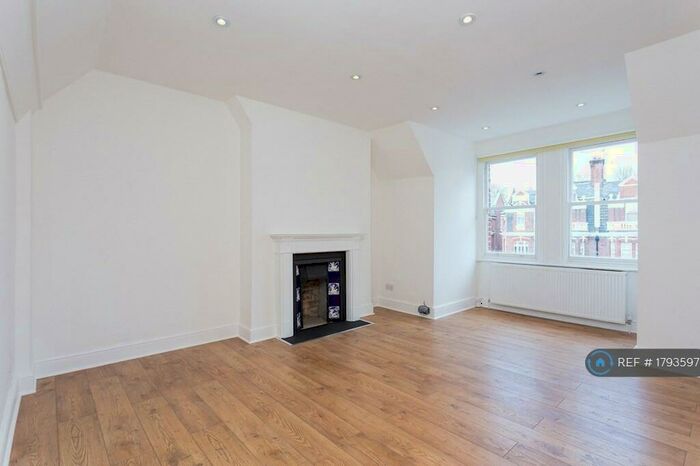 3 Bedroom Flat To Rent In Anson Road, London, N7