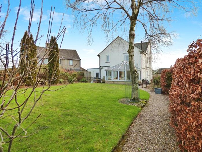3 Bedroom Detached House For Sale In Ridgeway, Skipton, BD23