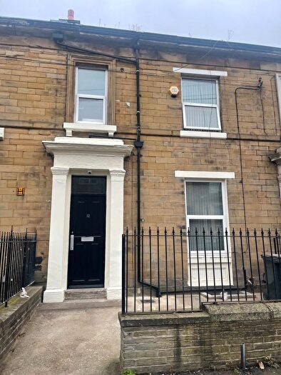 1 Bedroom Flat To Rent In Edmund Street, Bradford, BD5