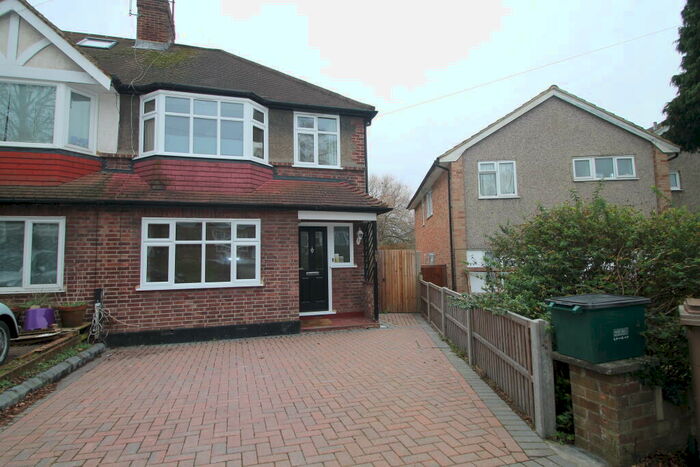 3 Bedroom House To Rent In Stayton Road, Sutton, SM1