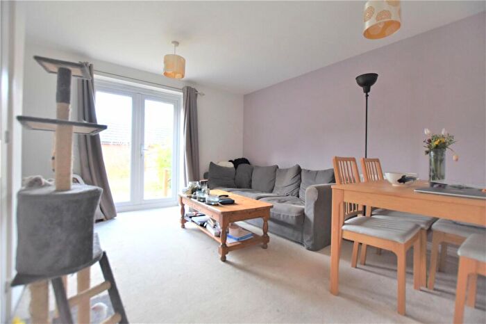 2 Bedroom End Of Terrace House To Rent In The Avenue, Didcot, Oxfordshire, OX11
