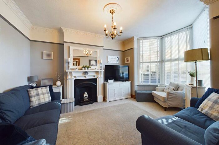 3 Bedroom Terraced House For Sale In Vicarage Road, Thetford, IP24