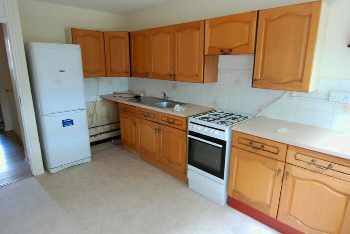 4 Bedroom Flat To Rent In Georges Road, London, N7