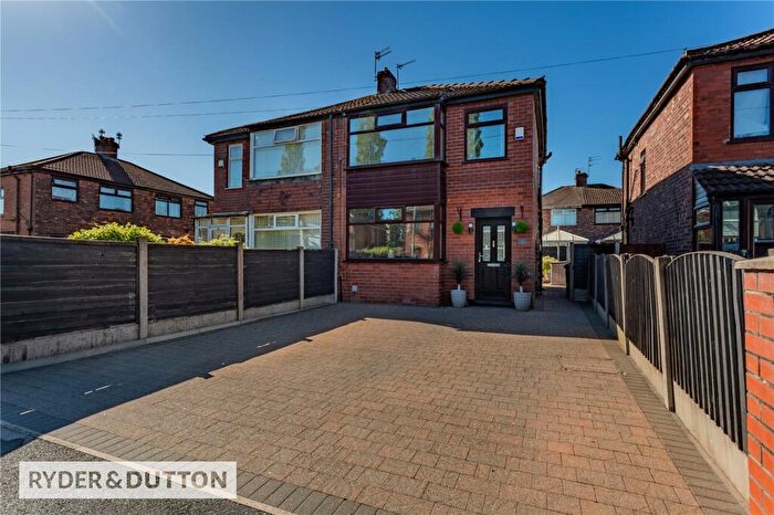 3 Bedroom Semi-Detached House For Sale In Manton Avenue, Blackley, Manchester, M9