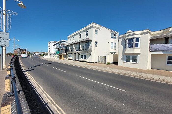 Flat To Rent In Connaught House, The Esplanade, Bognor Regis, PO21