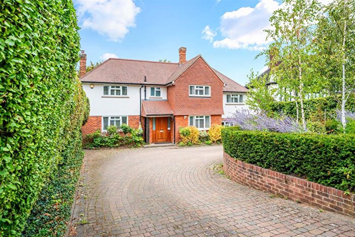 5 Bedroom Detached House For Sale In Heath Drive, Sutton, SM2