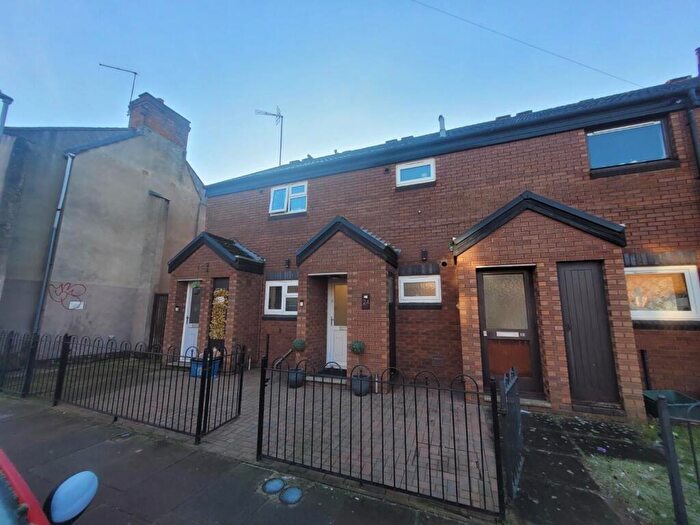 1 Bedroom Maisonette To Rent In Military Road, The Mounts, Northampton, NN1