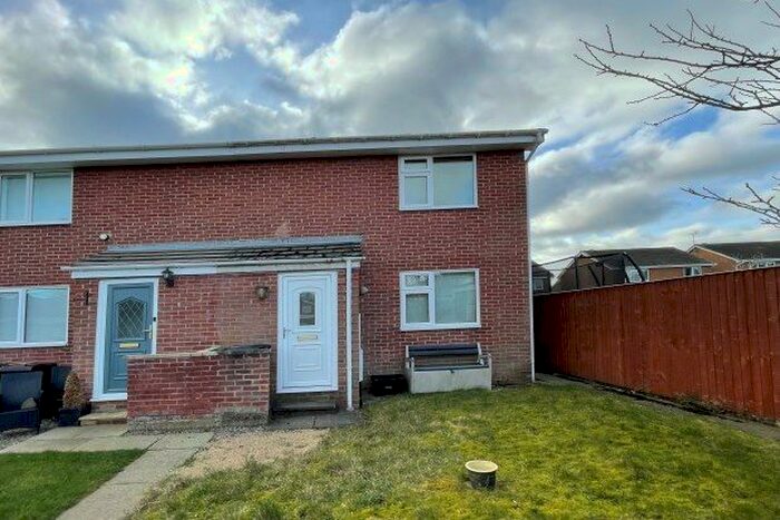 1 Bedroom Flat To Rent In Newtondale Close, Knaresborough, HG5