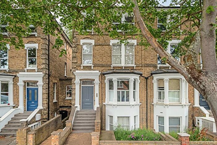 2 Bedroom Flat For Sale In Rosendale Road, West Dulwich, London, SE21