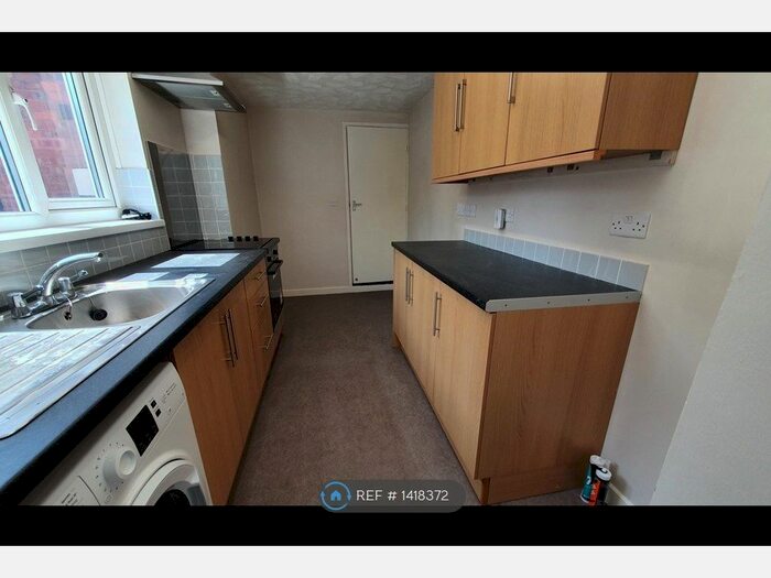 1 Bedroom Flat To Rent In Lichfield Road, Walsall, WS4