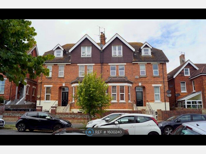 1 Bedroom Flat To Rent In Enys Road, Eastbourne, BN21