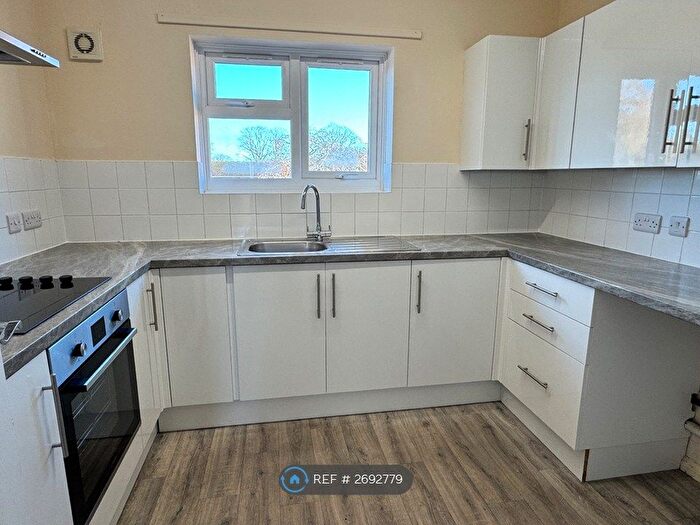 2 Bedroom Flat To Rent In Dowding Way, Bowerhill, Melksham, SN12