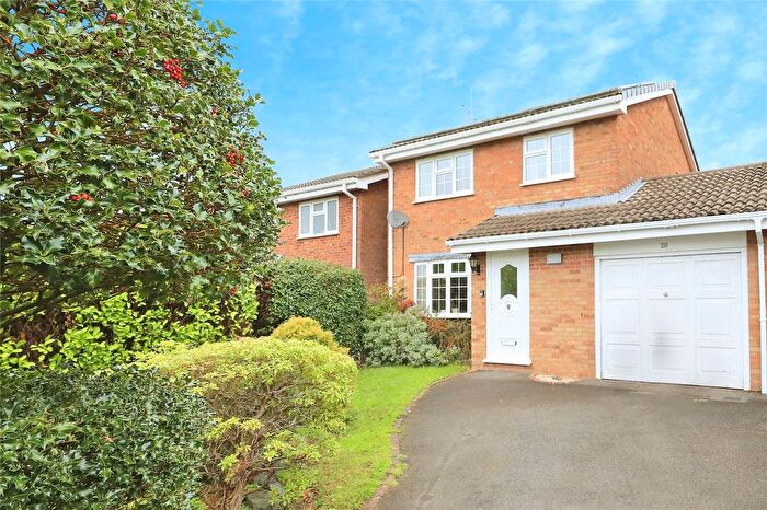 3 Bedroom Detached House For Sale In Warwick Avenue, Perton, Wolverhampton, Staffordshire, WV6