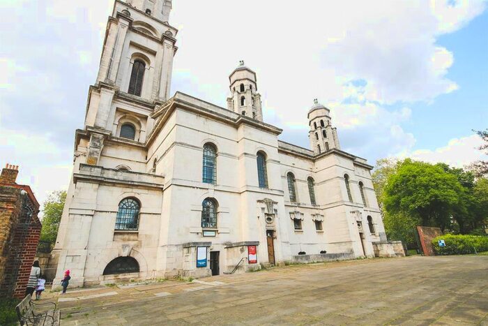 2 Bedroom Flat To Rent In Cannon Street Road, London, E1