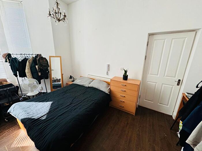 Block Of Flats To Rent In Clarendon Road, Leeds, LS2