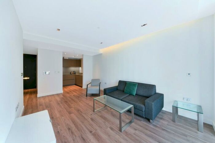1 Bedroom Flat To Rent In Cashmere House, Leman Street, Aldgate, London, E1