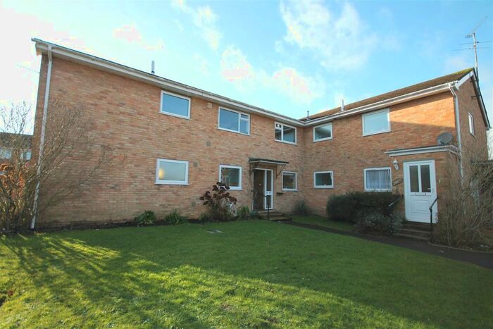 2 Bedroom Flat To Rent In Beckhampton Road, Hamworthy, Poole, BH15