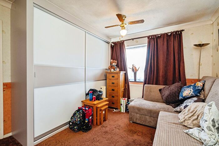 2 Bedroom Bungalow For Sale In Twiss Close, Diss, IP22