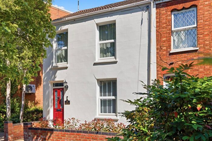 2 Bedroom End Of Terrace House For Sale In Grove Place, Leamington Spa, CV31