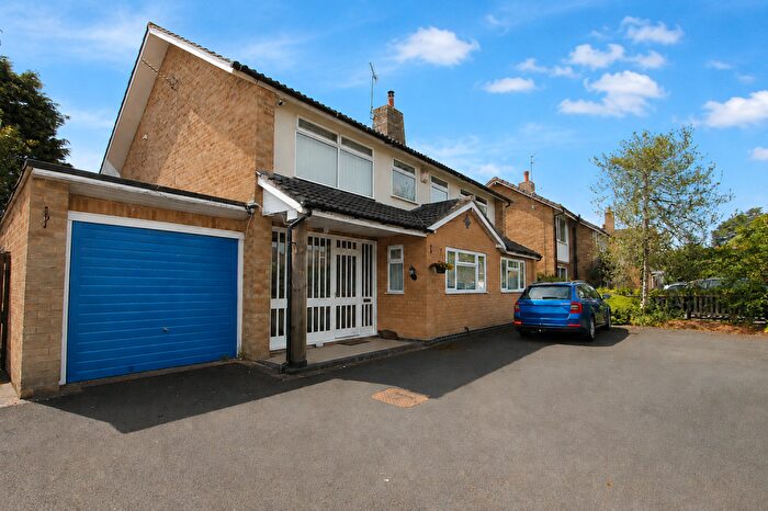 4 Bedroom Detached House For Sale In Habberley Road, Kidderminster, DY11