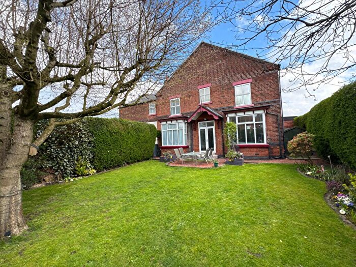 3 Bedroom Character Property For Sale In Eton Road, Burton-on-Trent, DE14