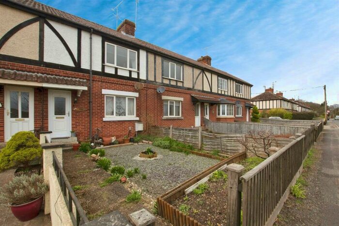 3 Bedroom Terraced House For Sale In Netheravon Road, Durrington, Salisbury, SP4